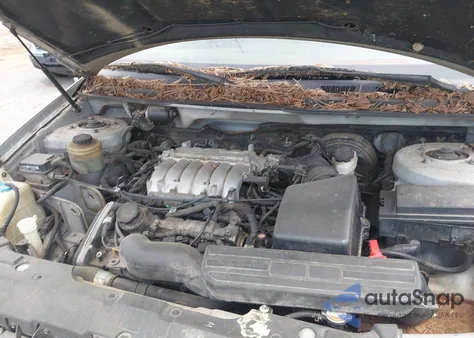 2005 Kia Sedona Ex/Lx из США, поврежденный, VIN KNDUP132856765218